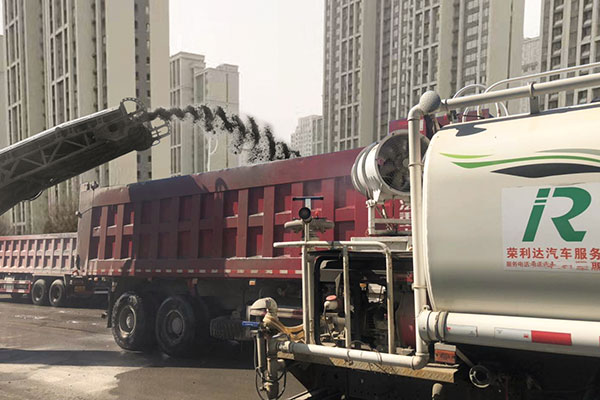 挖掘機租賃要考慮期限、費用等事項